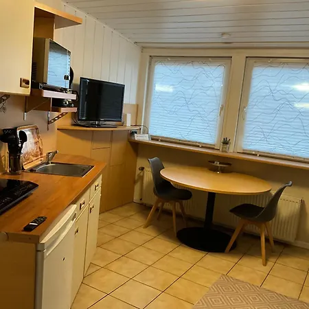 شقة Ferienwohnung Bornheim بورنهايم