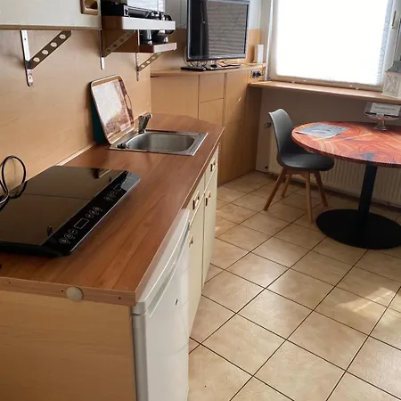 Ferienwohnung Bornheim 아파트 보른하임